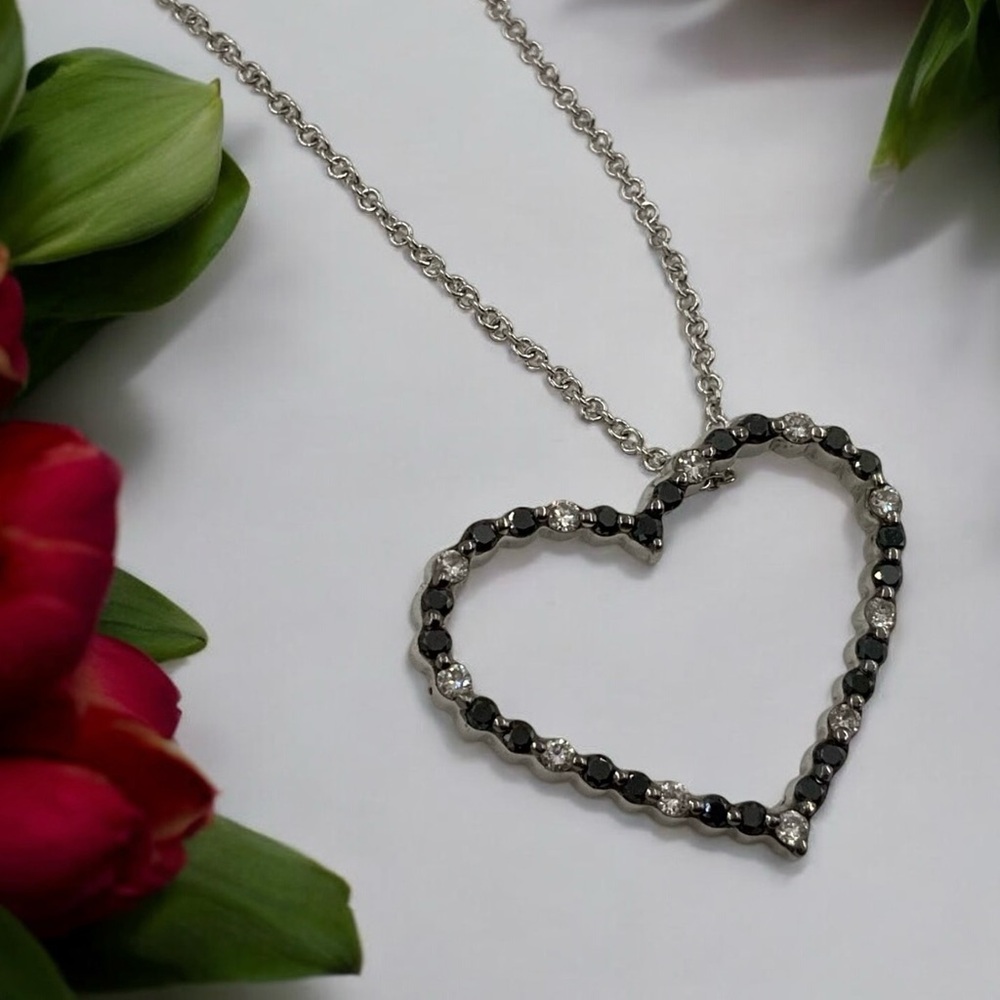 18k White Gold Diamond Heart Pendant Necklace, Milan Italy 750 Gold, 18” Chain - Picture 2 of 14